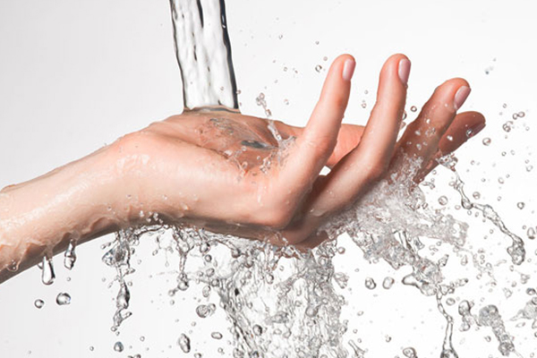 次氯酸消毒液和酒精消毒液告訴你不要傻傻的分不清